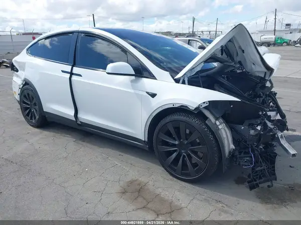 7SAXCBE56NF336463 2022 TESLA MODEL X - Image 1