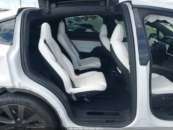 7SAXCBE56NF336463 2022 TESLA MODEL X - Image 8
