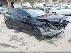 7SAXCBE56NF354204 2022 TESLA MODEL X