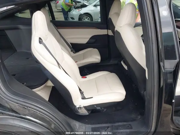 7SAXCBE56NF354204 2022 TESLA MODEL X - Image 8