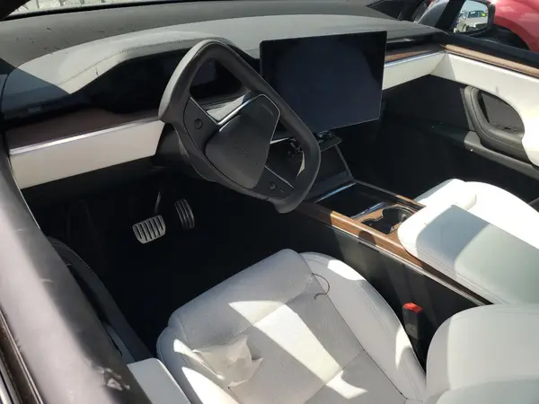 7SAXCBE56PF372625 2023 TESLA MODEL X - Image 8