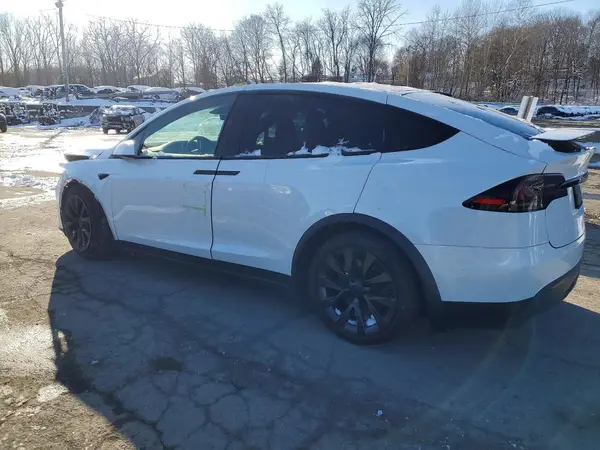 7SAXCBE56PF386119 2023 TESLA MODEL X - Image 2
