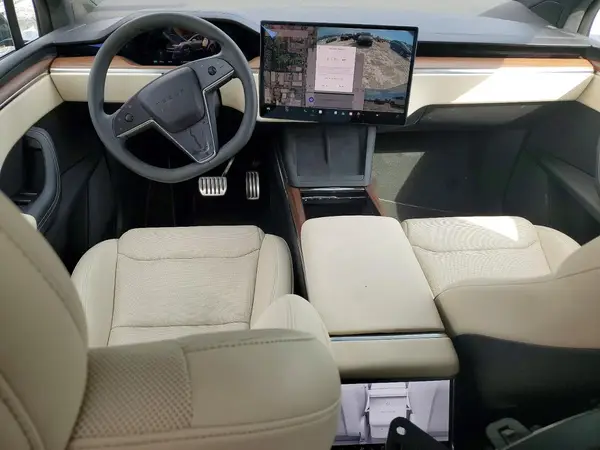 7SAXCBE56SF462172 2025 TESLA MODEL X - Image 8