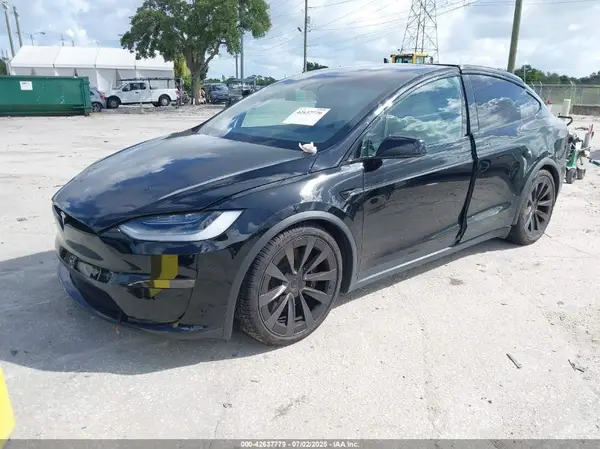7SAXCBE57NF346306 2022 TESLA MODEL X - Image 2