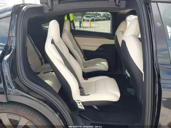 7SAXCBE57NF346306 2022 TESLA MODEL X - Image 8