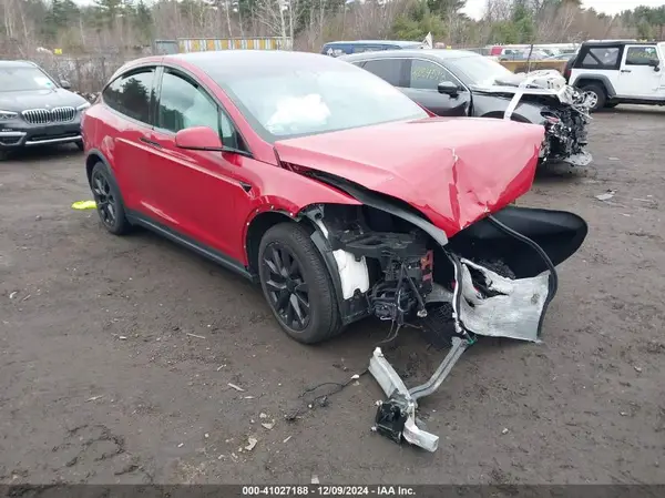 7SAXCBE57NF354843 2022 TESLA MODEL X - Image 1