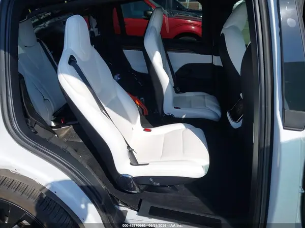 7SAXCBE57NF361677 2022 TESLA MODEL X - Image 8