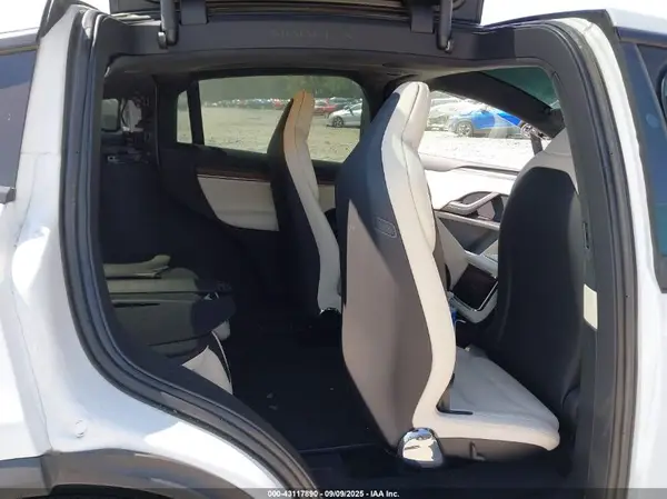 7SAXCBE57PF369944 2023 TESLA MODEL X - Image 8