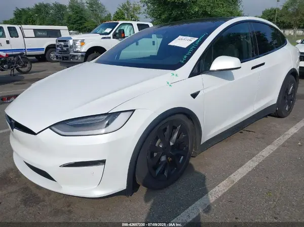 7SAXCBE57PF377607 2023 TESLA MODEL X - Image 2