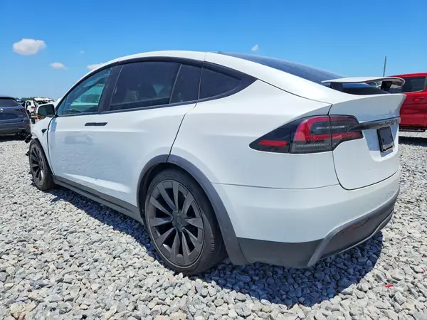7SAXCBE57PF404238 2023 TESLA MODEL X - Image 2