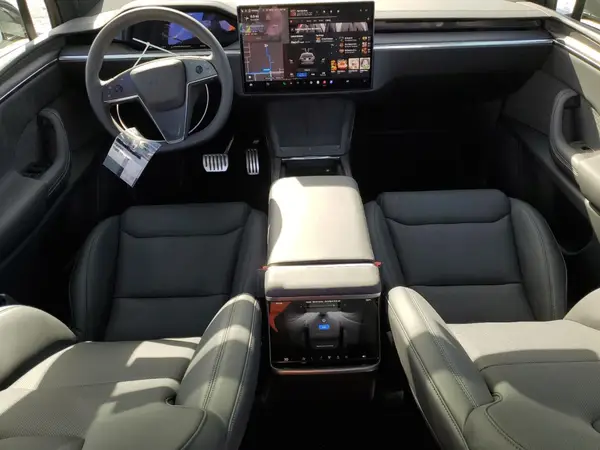 7SAXCBE57SF463329 2025 TESLA MODEL X - Image 8