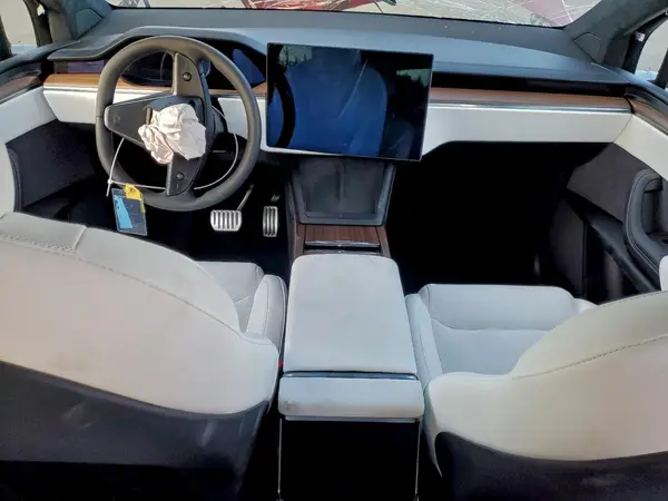 7SAXCBE57TF473604 2026 TESLA MODEL X - Image 8