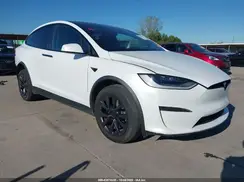 7SAXCBE58NF343818 2022 TESLA MODEL X