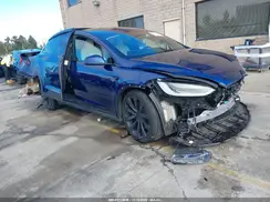 7SAXCBE58NF351269 2022 TESLA MODEL X