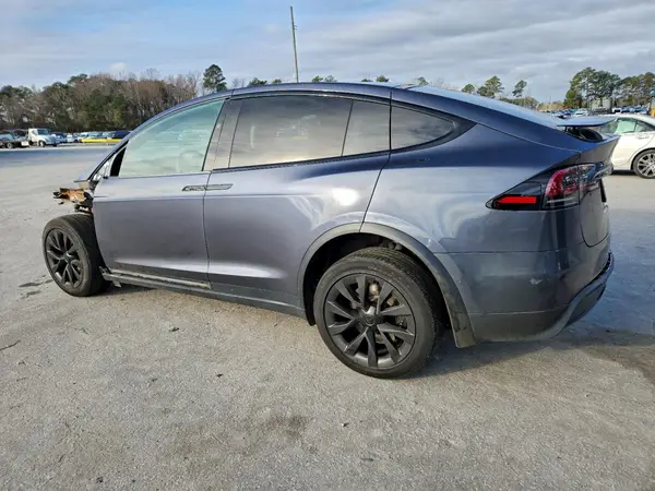 7SAXCBE58PF367264 2023 TESLA MODEL X - Image 2