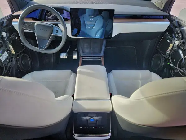 7SAXCBE58PF367264 2023 TESLA MODEL X - Image 8