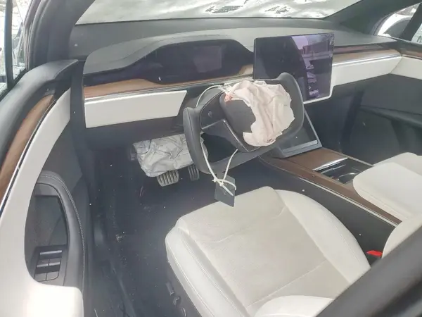 7SAXCBE58PF368690 2023 TESLA MODEL X - Image 8