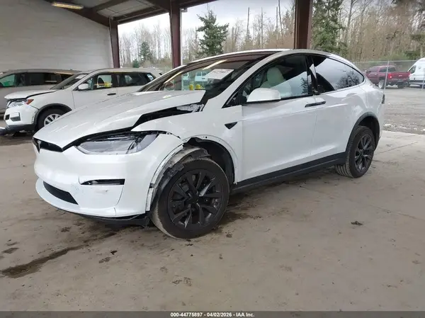7SAXCBE58SF464909 2025 TESLA MODEL X - Image 2