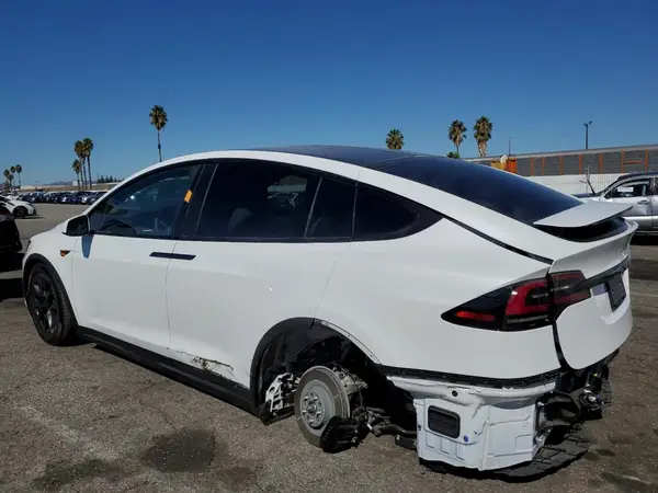 7SAXCBE58SF471844 2025 TESLA MODEL X - Image 2