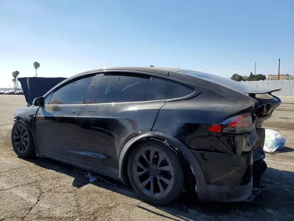 7SAXCBE59NF328860 2022 TESLA MODEL X - Image 2