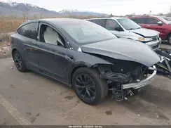 7SAXCBE59NF331631 2022 TESLA MODEL X