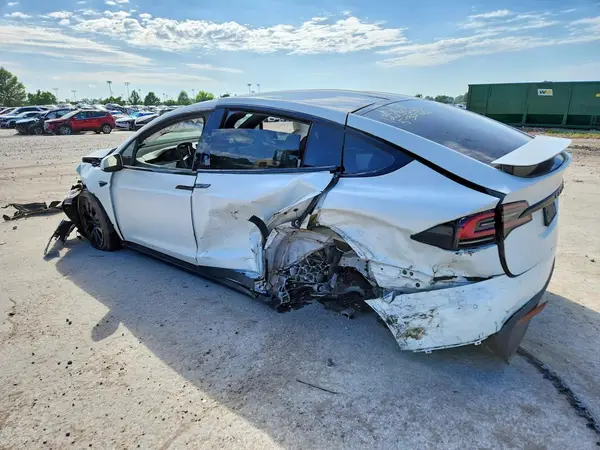 7SAXCBE59NF356223 2022 TESLA MODEL X - Image 2