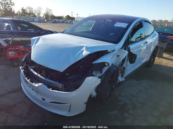 7SAXCBE59NF364984 2022 TESLA MODEL X - Image 2