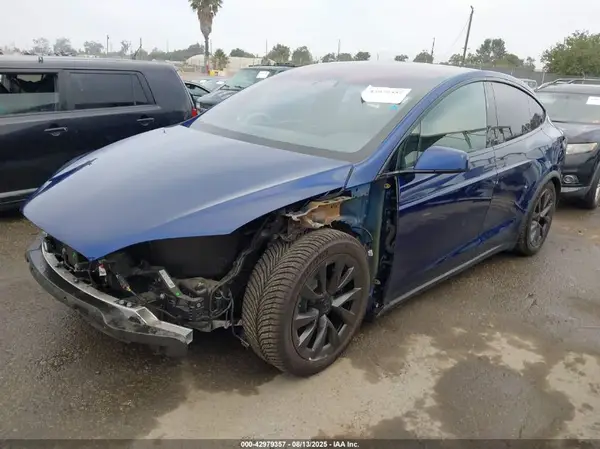 7SAXCBE59PF365040 2023 TESLA MODEL X - Image 2