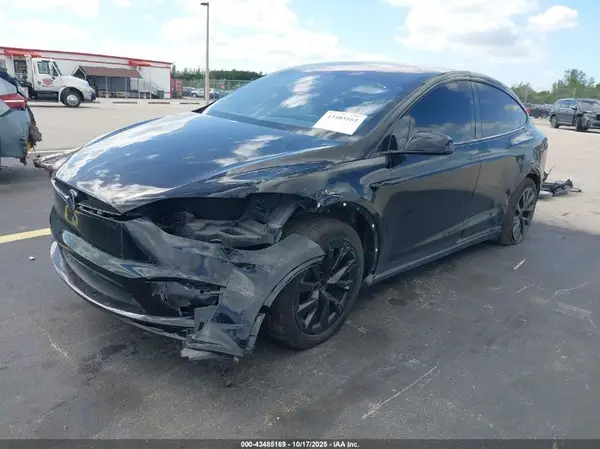 7SAXCBE59PF369170 2023 TESLA MODEL X - Image 2