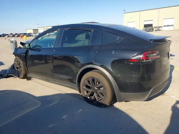 7SAXCBE59PF381304 2023 TESLA MODEL X - Image 2