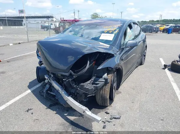 7SAXCBE59RF434845 2024 TESLA MODEL X - Image 2