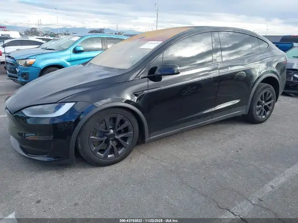 7SAXCBE59RF455887 2024 TESLA MODEL X - Image 2