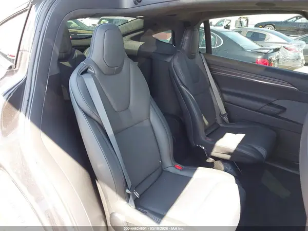 7SAXCBE59SF468273 2025 TESLA MODEL X - Image 8