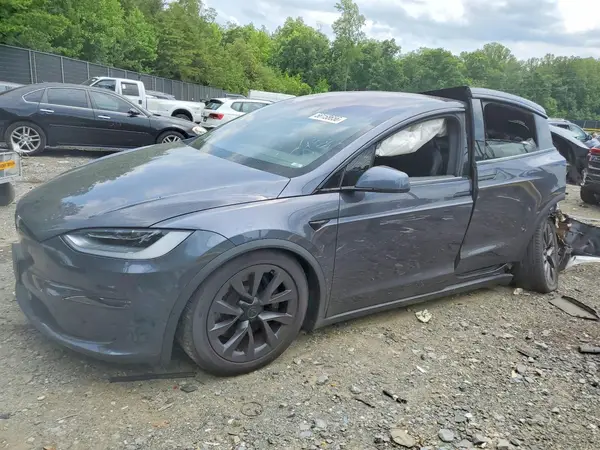 7SAXCBE5XNF333873 2022 TESLA MODEL X - Image 1
