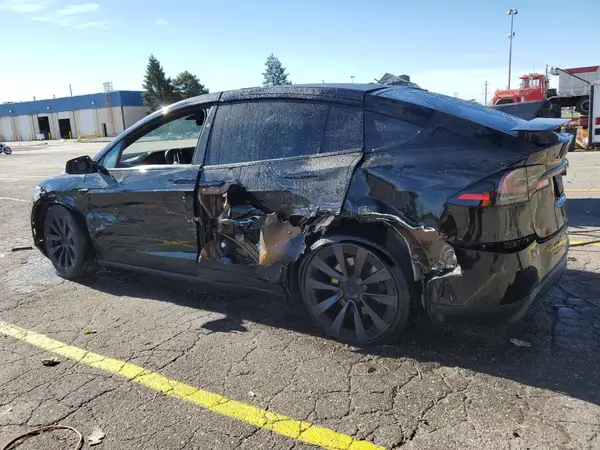 7SAXCBE5XNF334182 2022 TESLA MODEL X - Image 2
