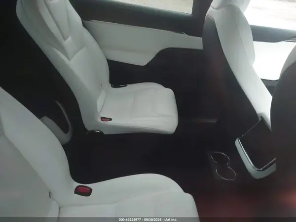 7SAXCBE5XNF336451 2022 TESLA MODEL X - Image 8