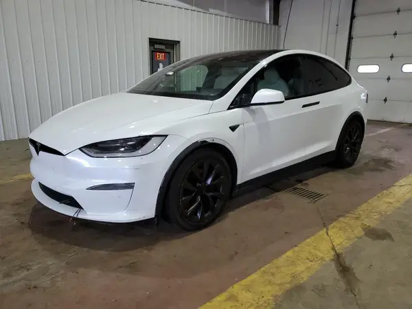 7SAXCBE5XNF354237 2022 TESLA MODEL X - Image 1