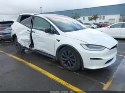 7SAXCBE5XNF363455 2022 TESLA MODEL X