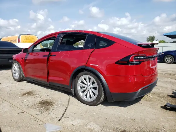 7SAXCBE5XPF367136 2023 TESLA MODEL X - Image 2