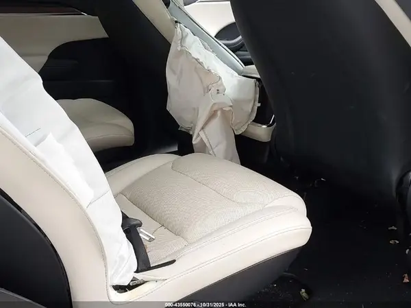 7SAXCBE5XPF368576 2023 TESLA MODEL X - Image 8