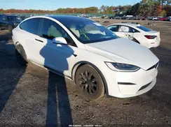 7SAXCBE5XPF375575 2023 TESLA MODEL X