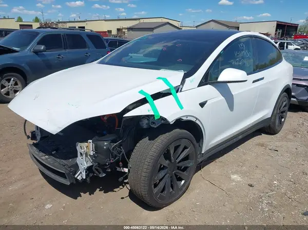 7SAXCBE5XPF377150 2023 TESLA MODEL X - Image 2