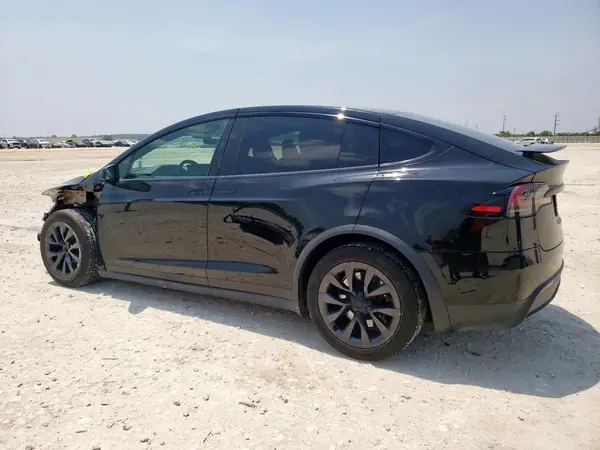 7SAXCBE5XPF404833 2023 TESLA MODEL X - Image 2
