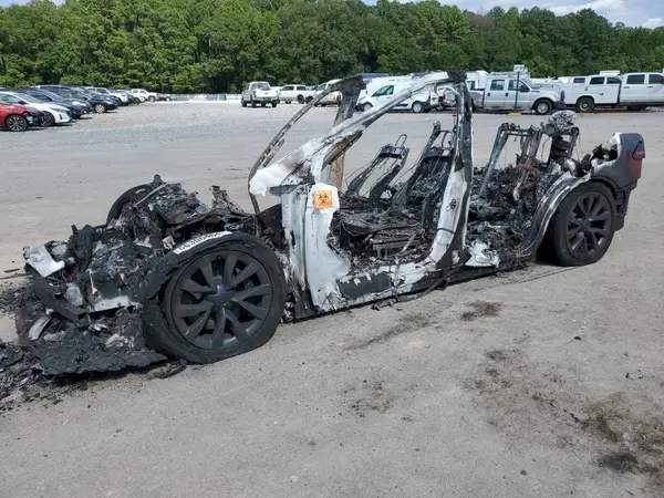 7SAXCBE5XPF420630 2023 TESLA MODEL X - Image 1