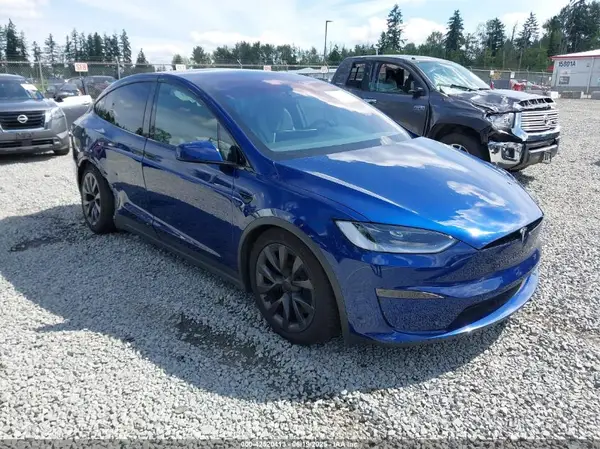 7SAXCBE5XRF432411 2024 TESLA MODEL X - Image 1