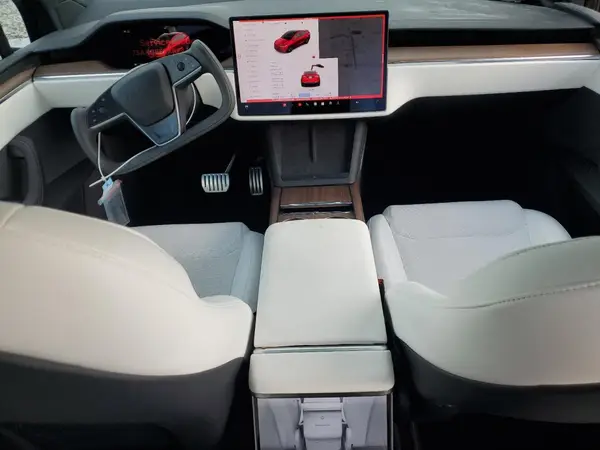7SAXCBE5XRF448088 2024 TESLA MODEL X - Image 8