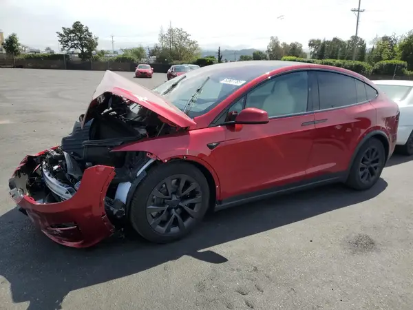 7SAXCBE5XSF462305 2025 TESLA MODEL X - Image 1
