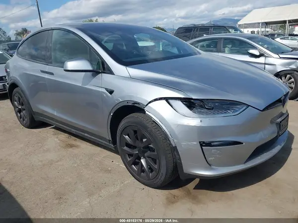 7SAXCBE5XSF469741 2025 TESLA MODEL X - Image 1