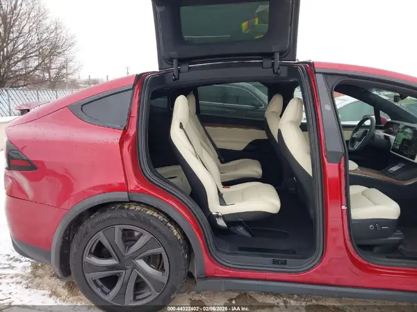 7SAXCBE5XTF473970 2026 TESLA MODEL X - Image 8