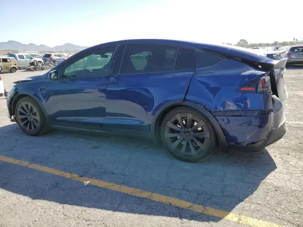 7SAXCBE60NF334071 2022 TESLA MODEL X - Image 2